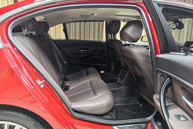 Used BMW 3 Series 2018 320Li Fashion Model Interior 5
