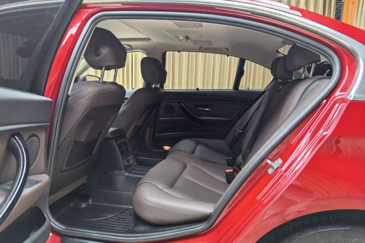 Used BMW 3 Series 2018 320Li Fashion Model Interior 6