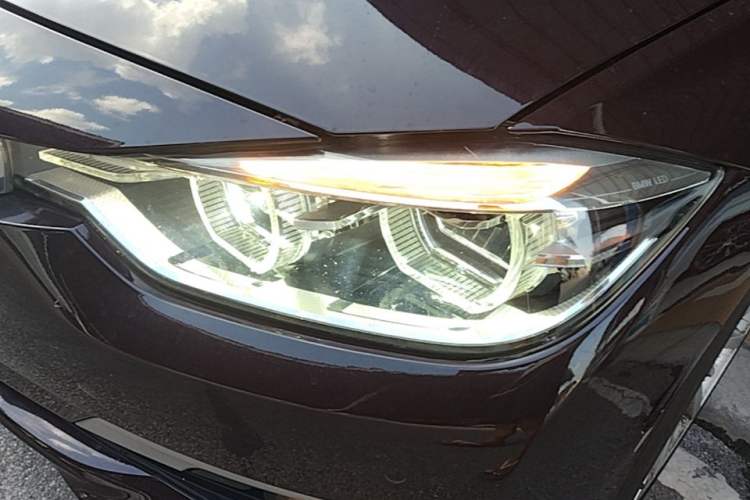Used BMW 3 Series 2018 320Li Fashion Model Left Front Headlight