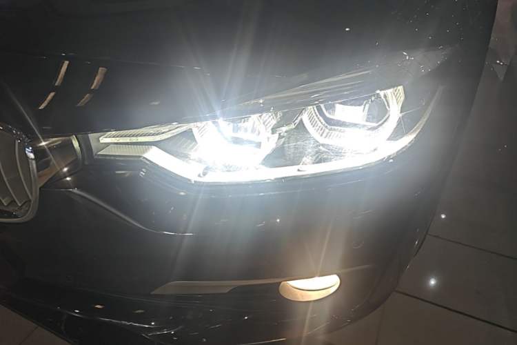 Used BMW 3 Series 2018 320Li Fashion Model Left Front Headlight