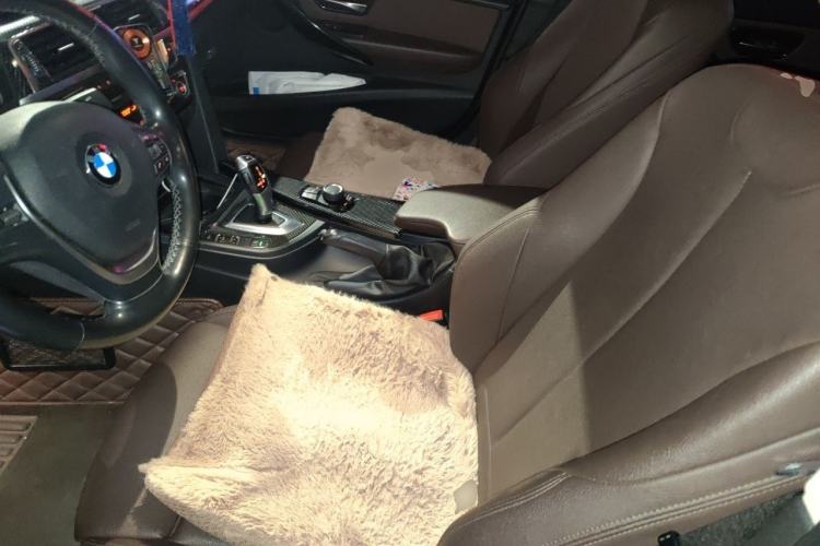Used BMW 3 Series 2018 320Li Fashion Model Left Front Seat