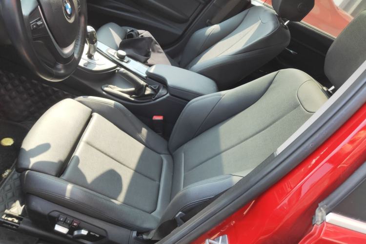 Used BMW 3 Series 2018 318Li Left Front Seat