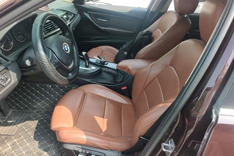 Used BMW 3 Series 2018 320Li Fashion Model Left Front Seat