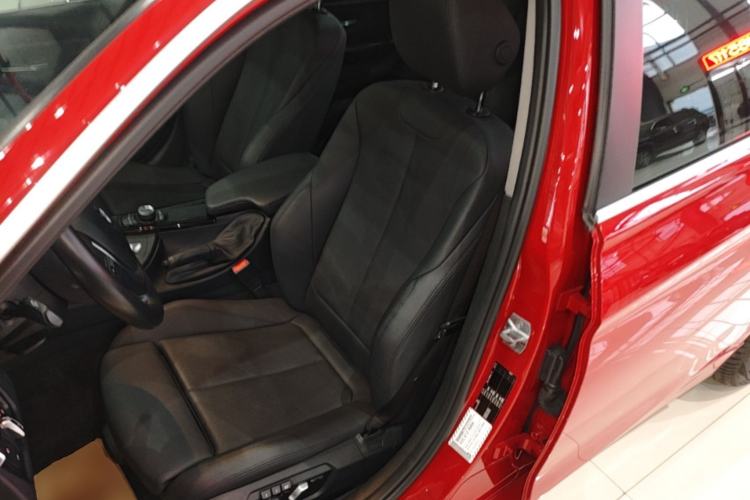 Used BMW 3 Series 2018 320Li Fashion Model Left Front Seat