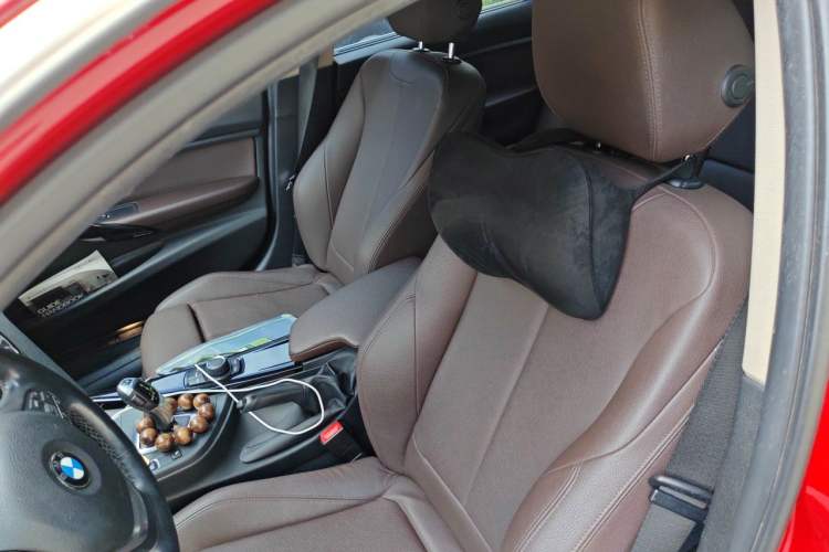 Used BMW 3 Series 2018 320Li Fashion Model Left Front Seat