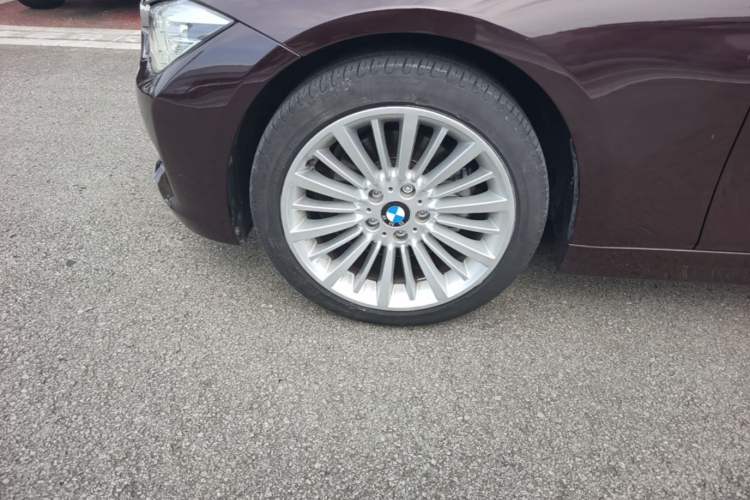 Used BMW 3 Series 2018 320Li Fashion Model Left Front Wheel Hub