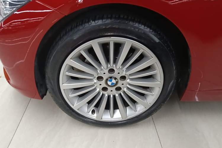 Used BMW 3 Series 2018 320Li Fashion Model Left Front Wheel Hub