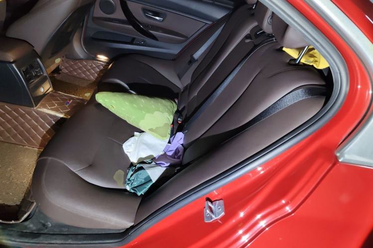 Used BMW 3 Series 2018 320Li Fashion Model Left Rear Seat