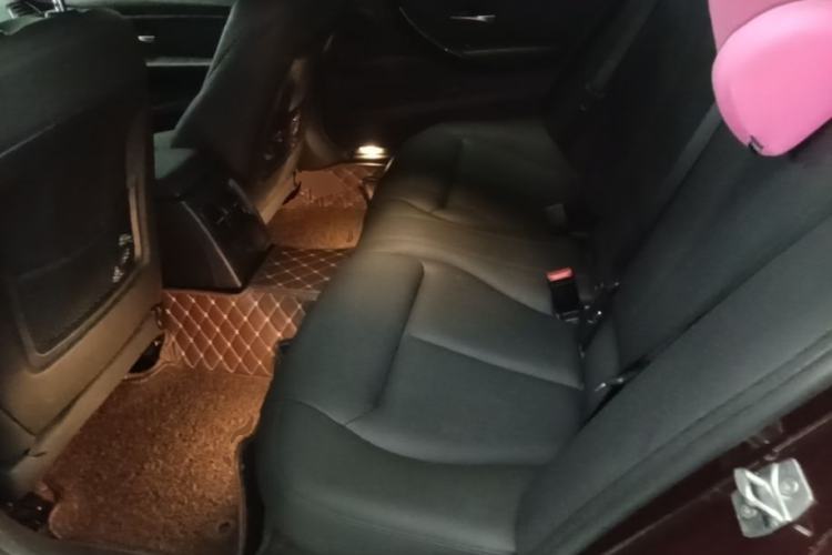 Used BMW 3 Series 2018 320Li Fashion Model Left Rear Seat