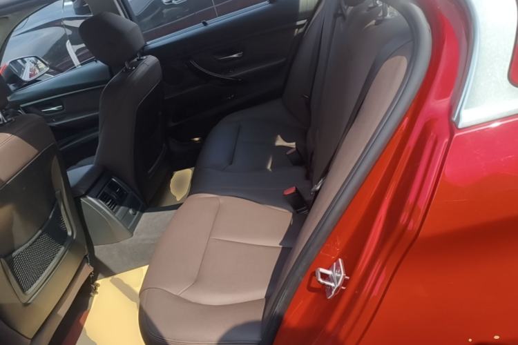 Used BMW 3 Series 2018 320Li Fashion Model Left Rear Seat