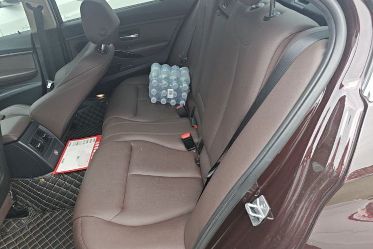 Used BMW 3 Series 2018 320Li Fashion Model Left Rear Seat