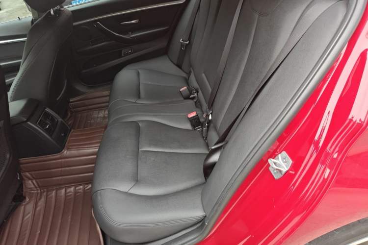 Used BMW 3 Series 2018 320Li Leading Luxury Package Left Rear Seat