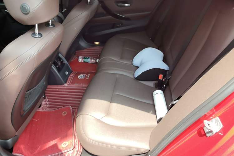 Used BMW 3 Series 2018 320Li Leading Model M Sport Package Left Rear Seat