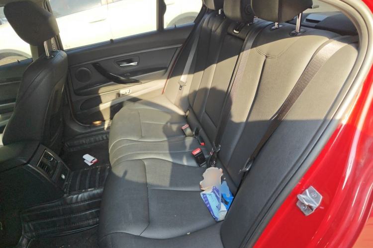 Used BMW 3 Series 2018 320Li Fashion Model Left Rear Seat