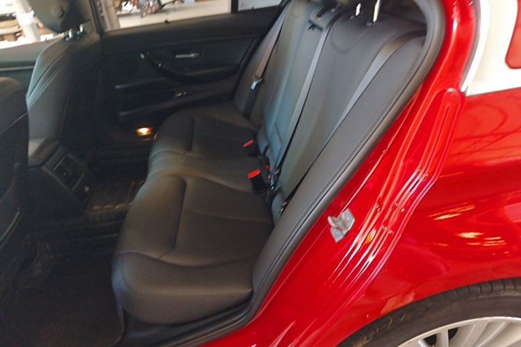 Used BMW 3 Series 2018 320Li Fashion Model Left Rear Seat