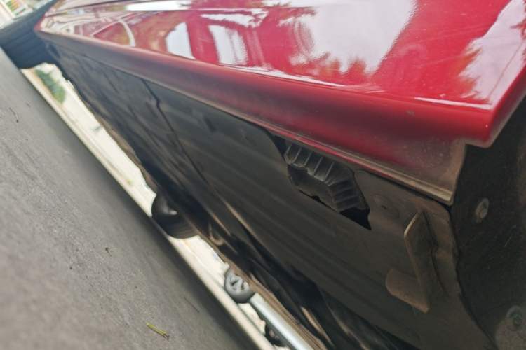 Used BMW 3 Series 2018 320Li Fashion Model Left Side Sill
