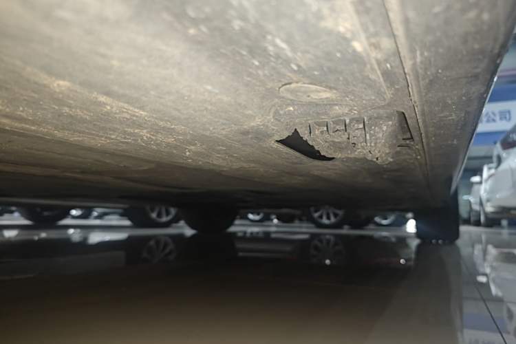 Used BMW 3 Series 2018 320Li Fashion Model Left Side Sill