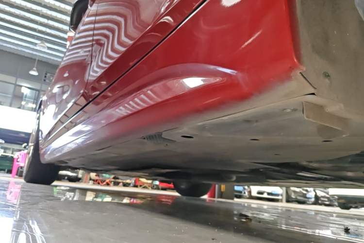 Used BMW 3 Series 2018 320i M Sport Package Left Side Sill