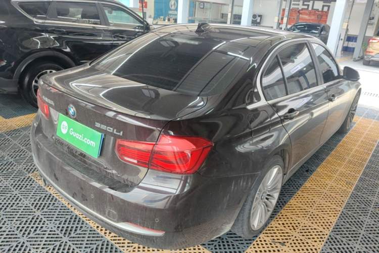 Used BMW 3 Series 2018 320Li Fashion Model Rear Right 45 Deg