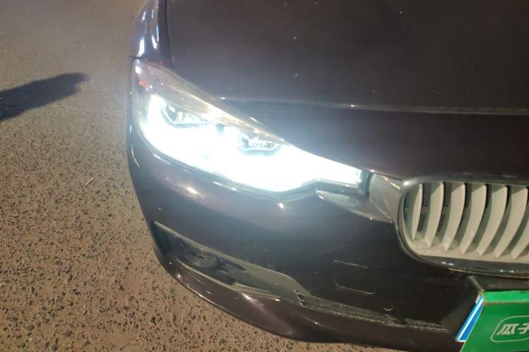 Used BMW 3 Series 2018 320Li Fashion Model Right Front Headlight