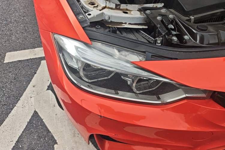 Used BMW 3 Series 2018 318i Right Front Headlight