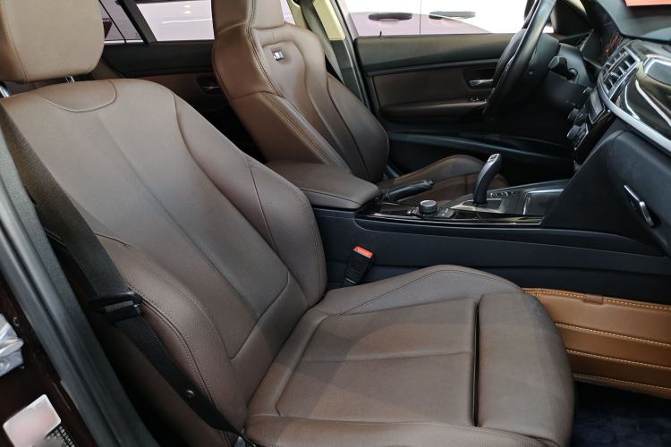 Used BMW 3 Series 2018 320Li Fashion Model Right Front Seat