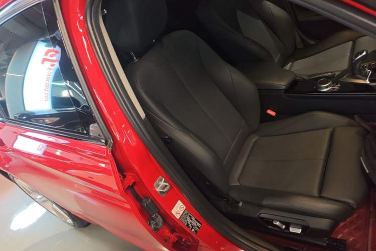Used BMW 3 Series 2018 320Li Leading Model M Sport Package Right Front Seat