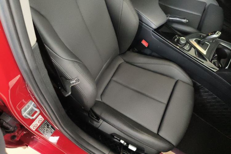 Used BMW 3 Series 2018 320Li Fashion Model Right Front Seat