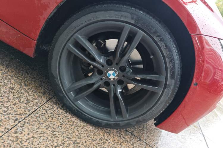 Used BMW 3 Series 2018 320Li M Sport Night Edition Right Front Wheel Hub
