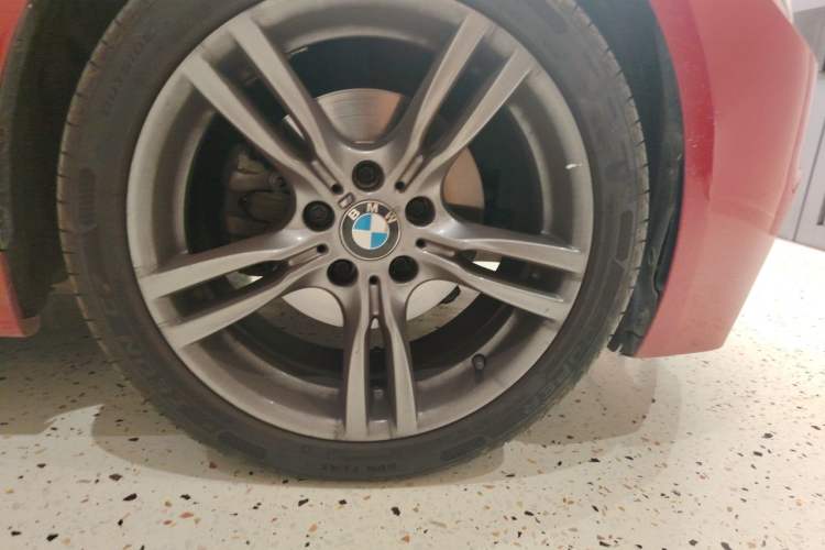Used BMW 3 Series 2018 320Li M Sport Night Edition Right Front Wheel Hub