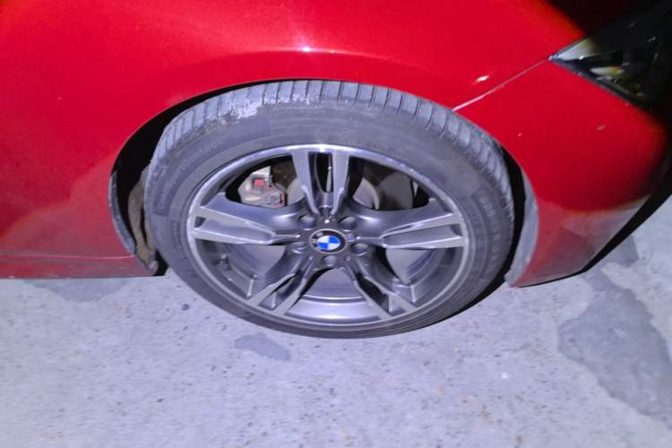 Used BMW 3 Series 2018 320Li Leading Model M Sport Package Right Front Wheel Hub