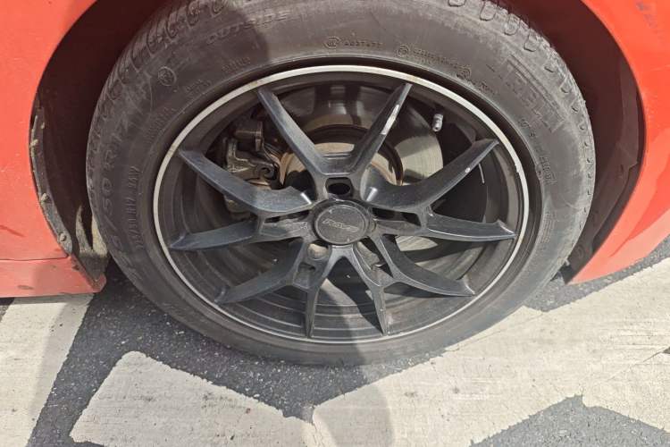 Used BMW 3 Series 2018 318i Right Front Wheel Hub