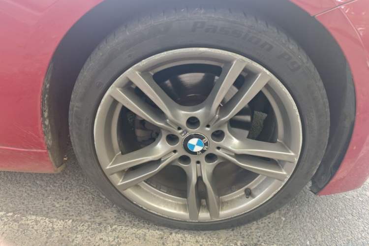 Used BMW 3 Series 2018 320Li M Sport Night Edition Right Front Wheel Hub