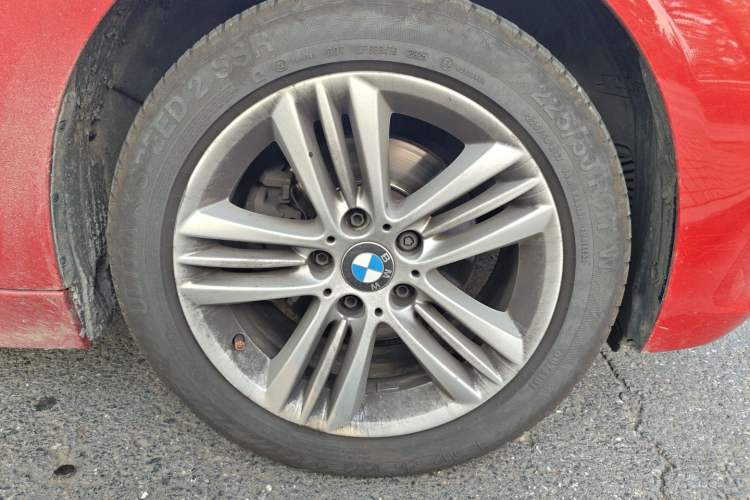 Used BMW 3 Series 2018 318i Right Front Wheel Hub