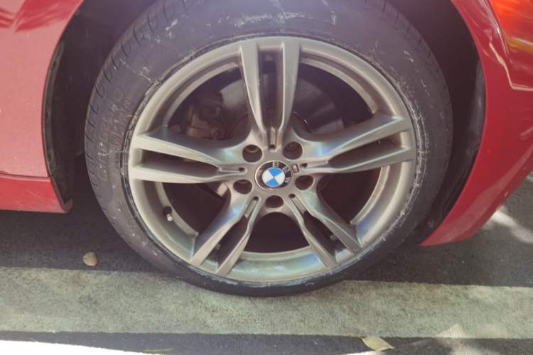 Used BMW 3 Series 2018 320Li M Sport Night Edition Right Front Wheel Hub