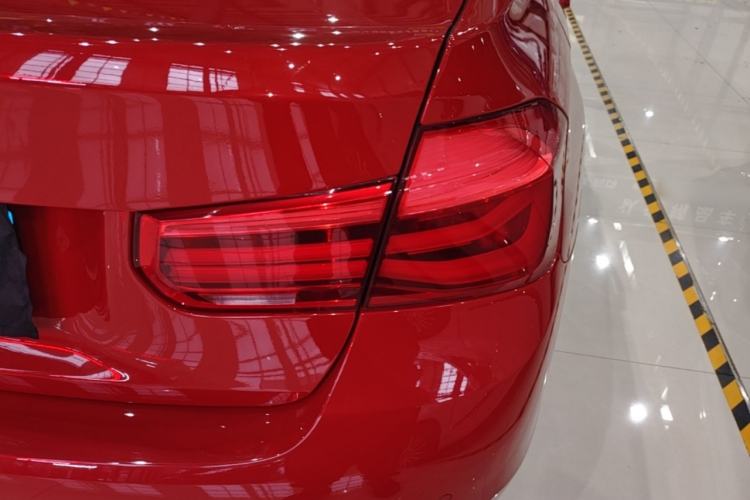 Used BMW 3 Series 2018 320Li Fashion Model Right Rear Taillight
