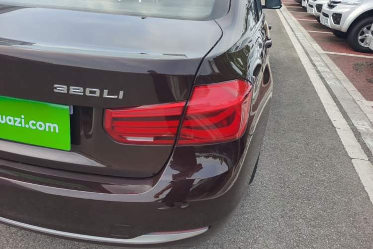 Used BMW 3 Series 2018 320Li Fashion Model Right Rear Taillight