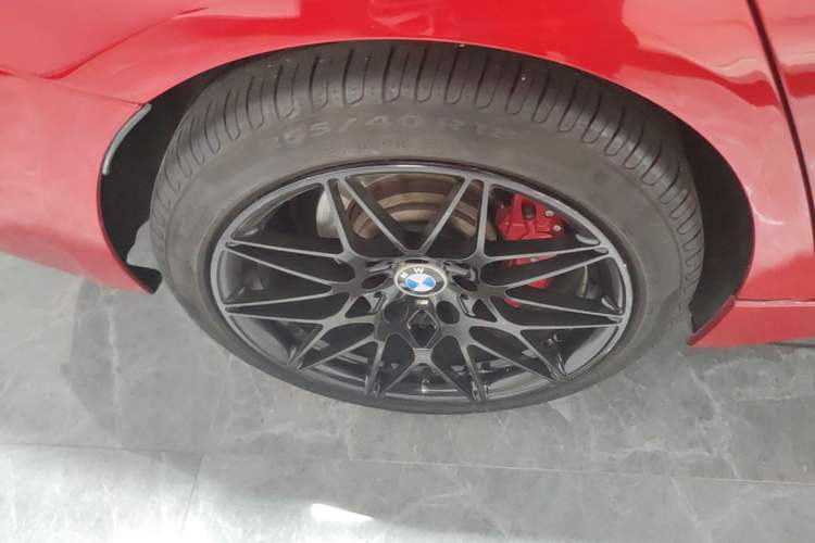 Used BMW 3 Series 2018 320Li Leading Model M Sport Package Right Rear Wheel Hub