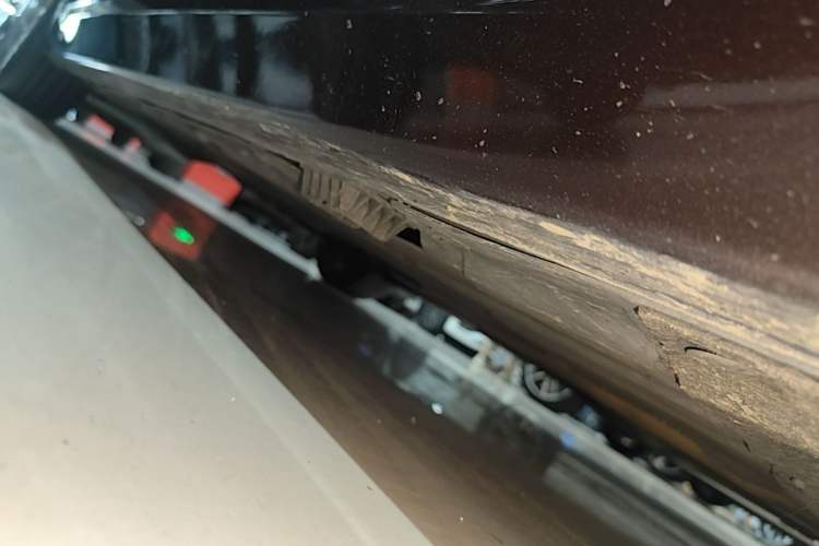 Used BMW 3 Series 2018 320Li Fashion Model Right Side Sill