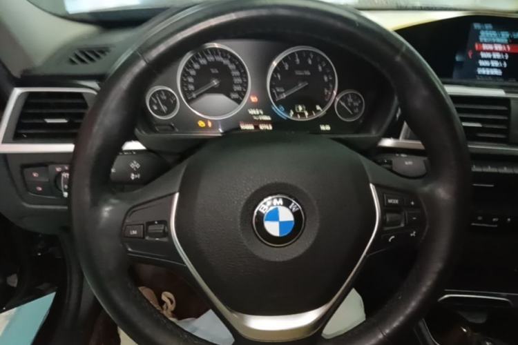Used BMW 3 Series 2018 320Li Fashion Model Steering Wheel