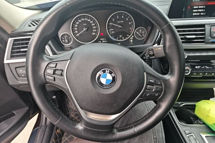 Used BMW 3 Series 2018 320Li Fashion Model Steering Wheel