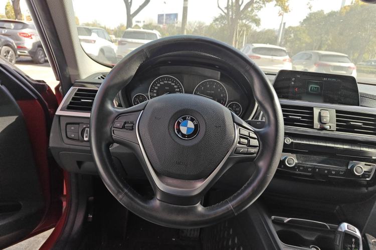 Used BMW 3 Series 2018 318Li Steering Wheel