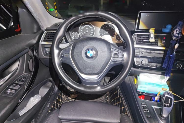Used BMW 3 Series 2018 318Li Steering Wheel