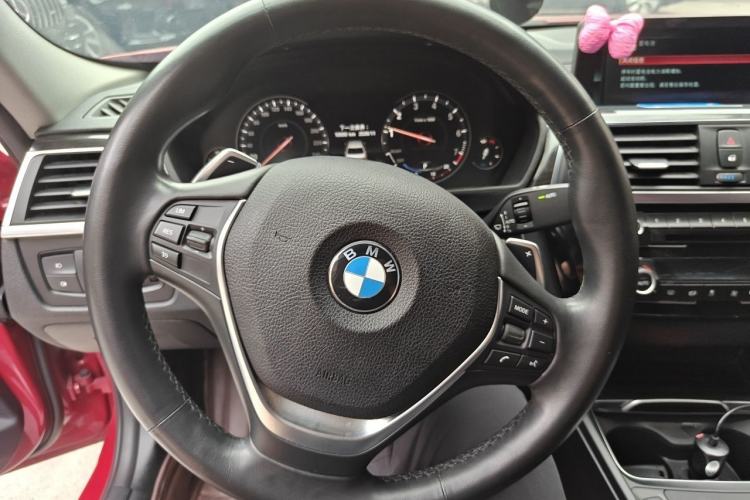 Used BMW 3 Series 2018 320Li Leading Luxury Package Steering Wheel