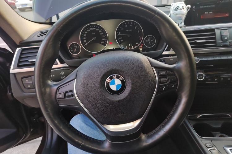 Used BMW 3 Series 2018 320Li Fashion Model Steering Wheel