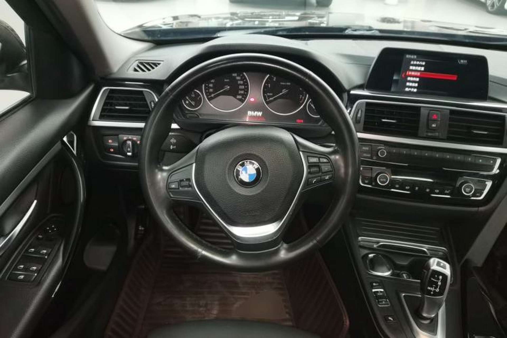 Used BMW 3 Series 2018 320Li Fashion Model Steering Wheel