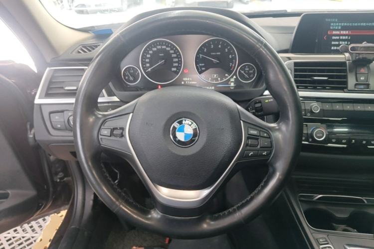 Used BMW 3 Series 2018 320Li Fashion Model Steering Wheel