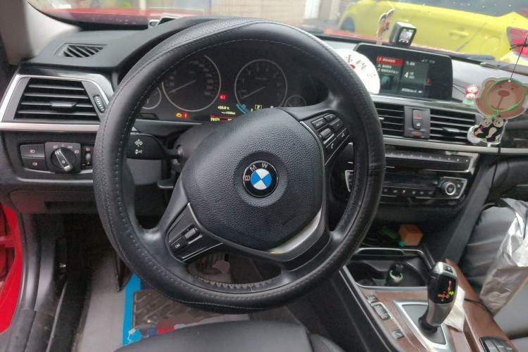 Used BMW 3 Series 2018 320Li xDrive Fashion Model Steering Wheel