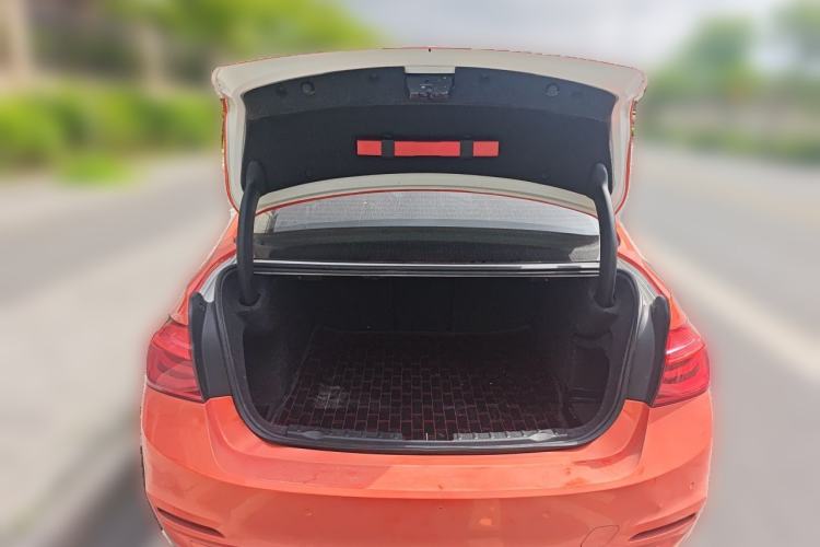 Used BMW 3 Series 2018 318i Trunk