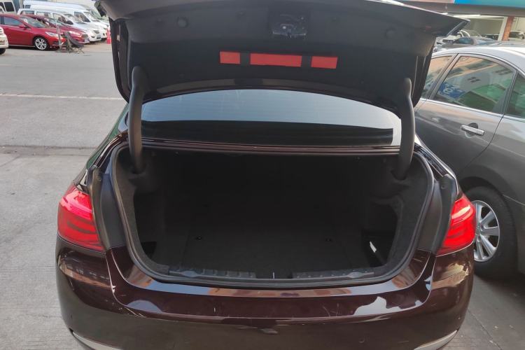 Used BMW 3 Series 2018 320Li Fashion Model Trunk